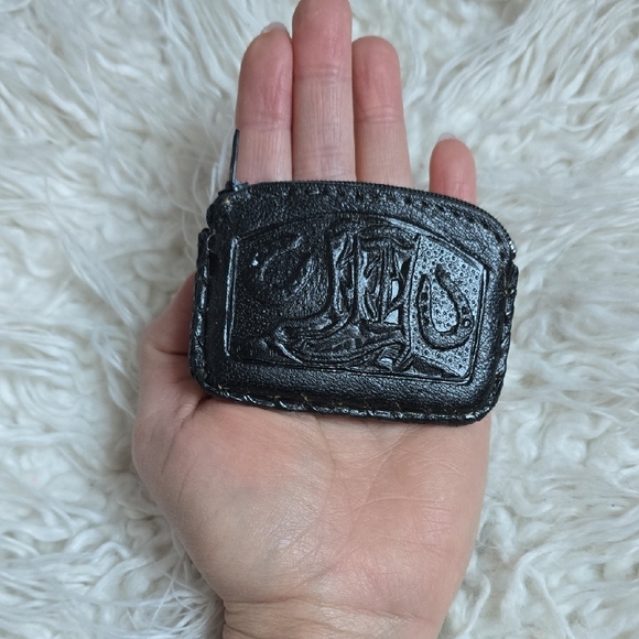 Black Leather Men's Coin Pouch - Picture 8 of 8
